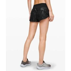 Lululemon Speed Up Short 2.5" Manifesto Size 6